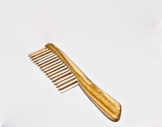 ”Talawa” Sandalwood & Bamboo Comb